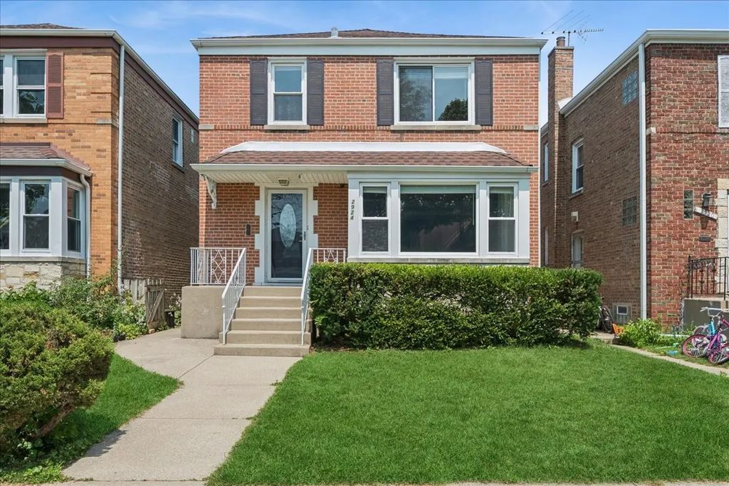 2924 W Jerome Street, Chicago, 60645