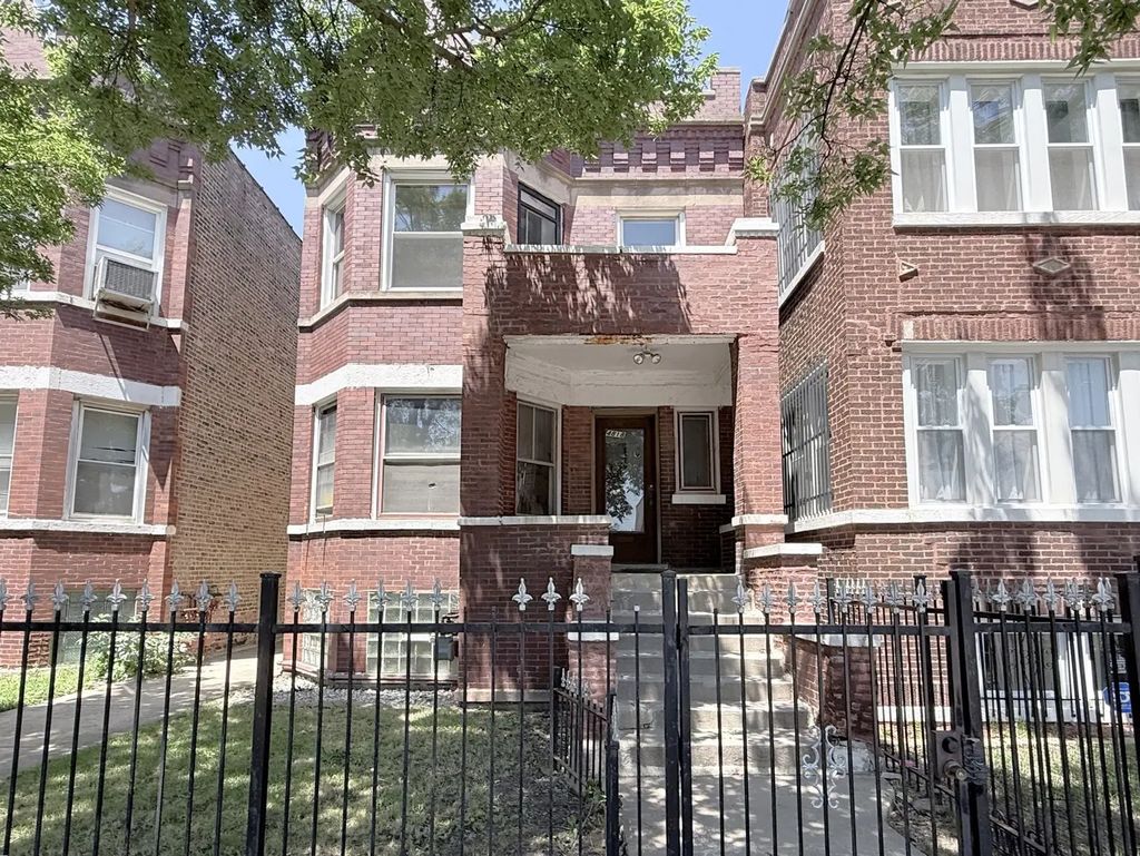 4818 W Jackson Boulevard, Chicago, 60644