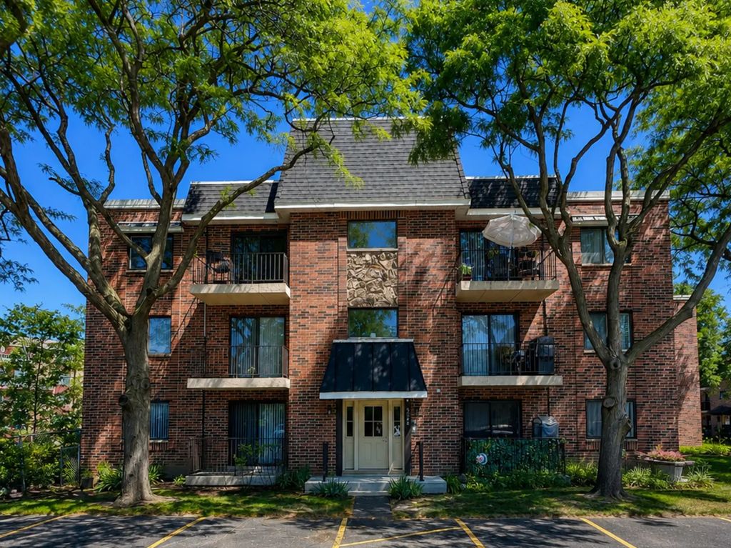 5408 Chateau Drive 3, Rolling Meadows