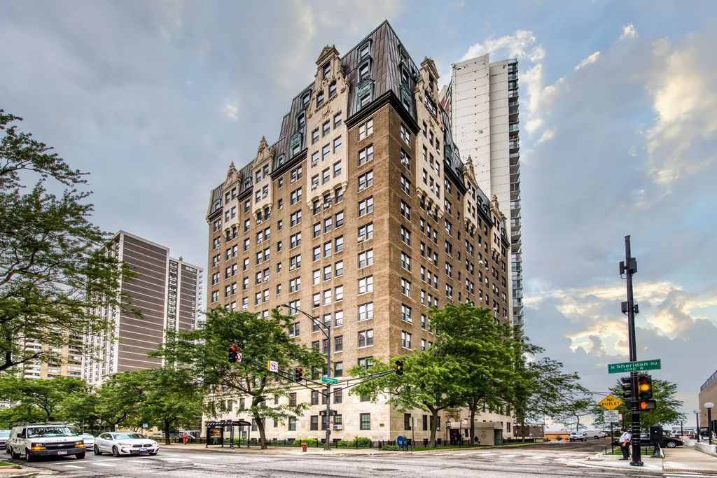 6101 N Sheridan Road 10c, Chicago, 60660