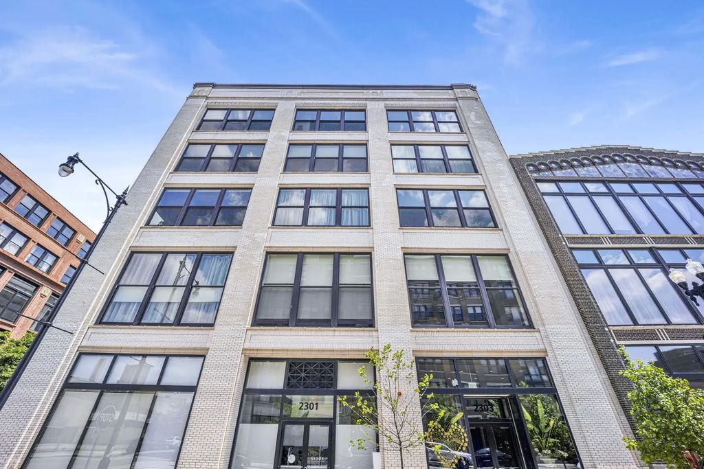 2303 S Michigan Avenue 507, Chicago