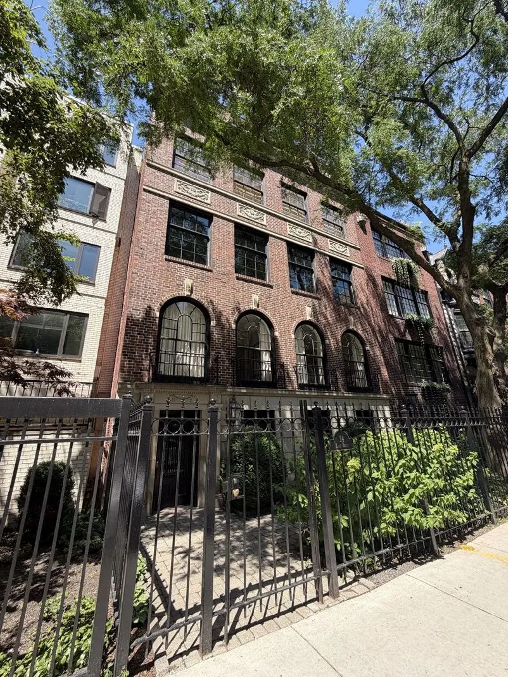 24 E Scott Street 2, Chicago