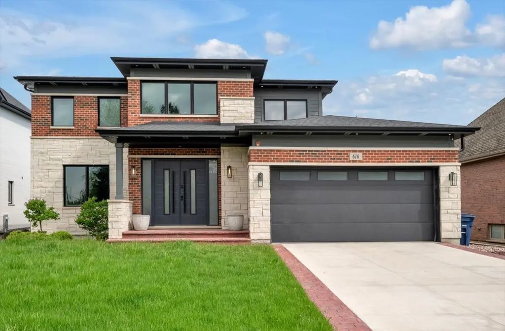 616 Birchwood Avenue, Des Plaines