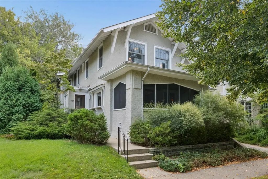 110 Kedzie Street, Evanston