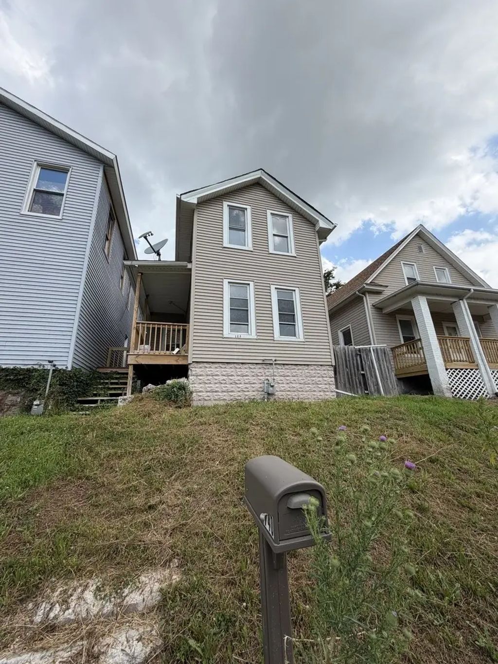 740 Charlotte Street, Davenport