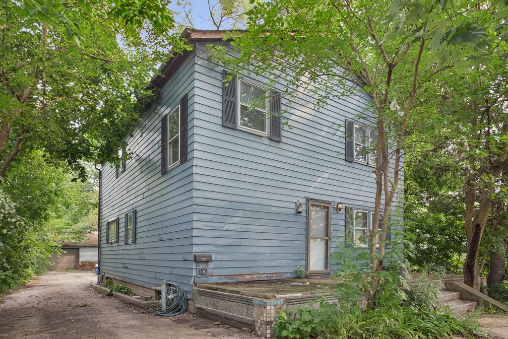 100 W Natoma Avenue, Addison