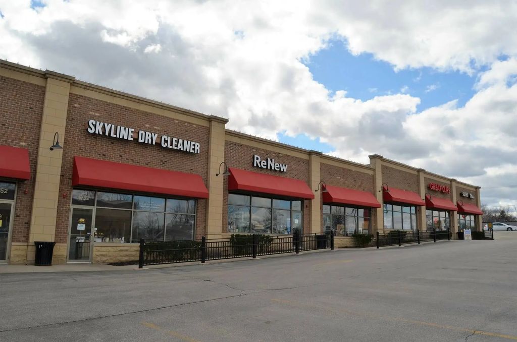 1758 N Milwaukee Avenue I, Libertyville