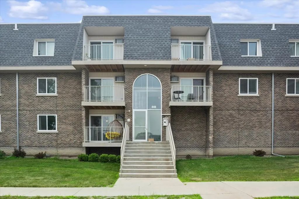 848 Mcintosh Court 204, Prospect Heights