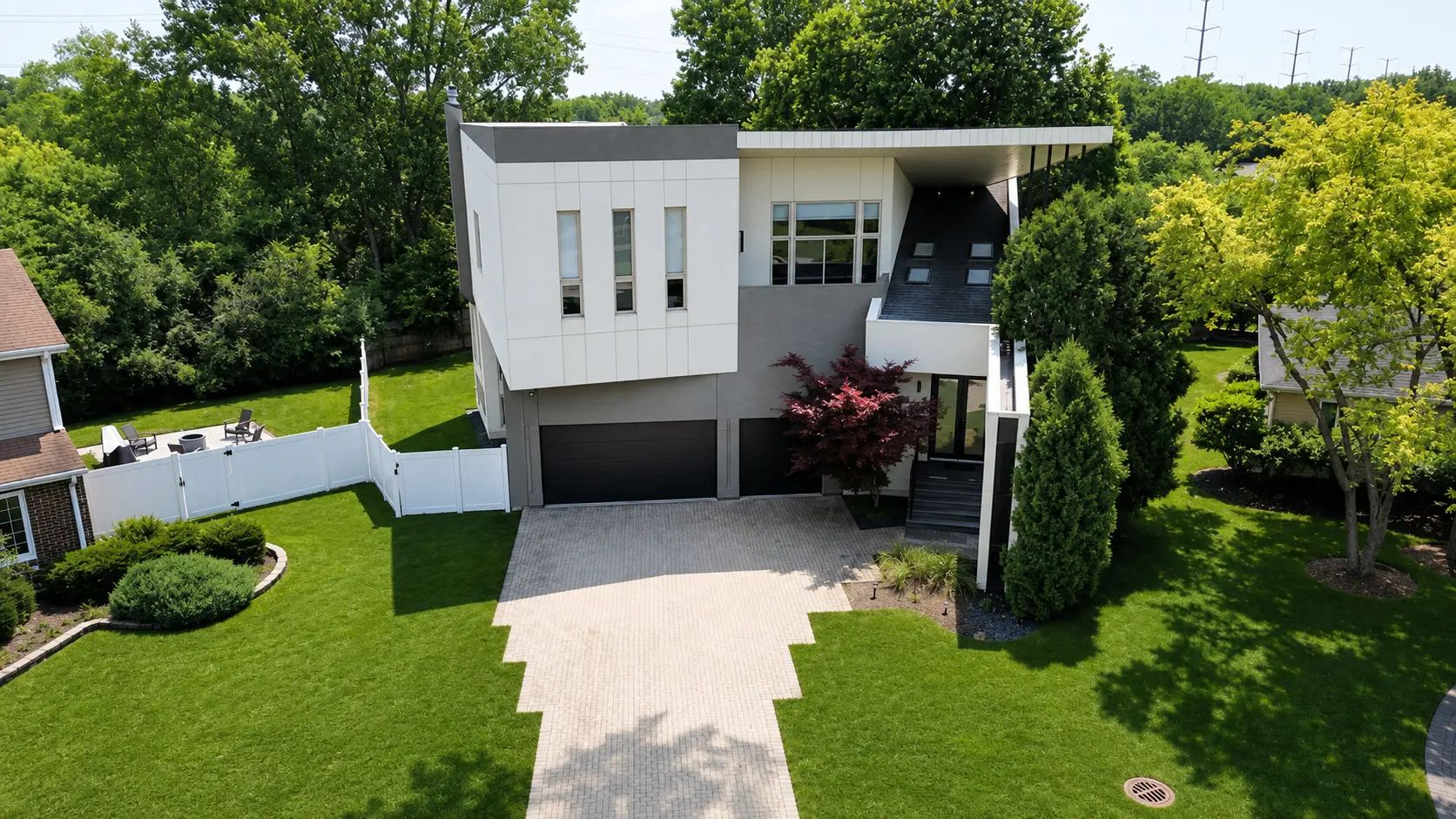 Photo of Listing #12708335
