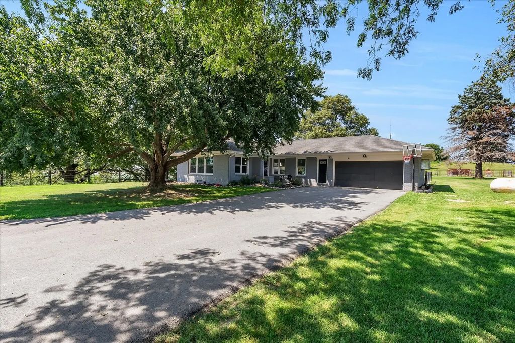 15825 322nd Street W, Illinois City