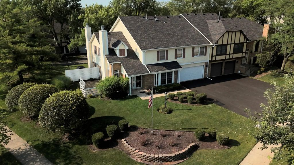 9841 Cambridge Drive, Mokena
