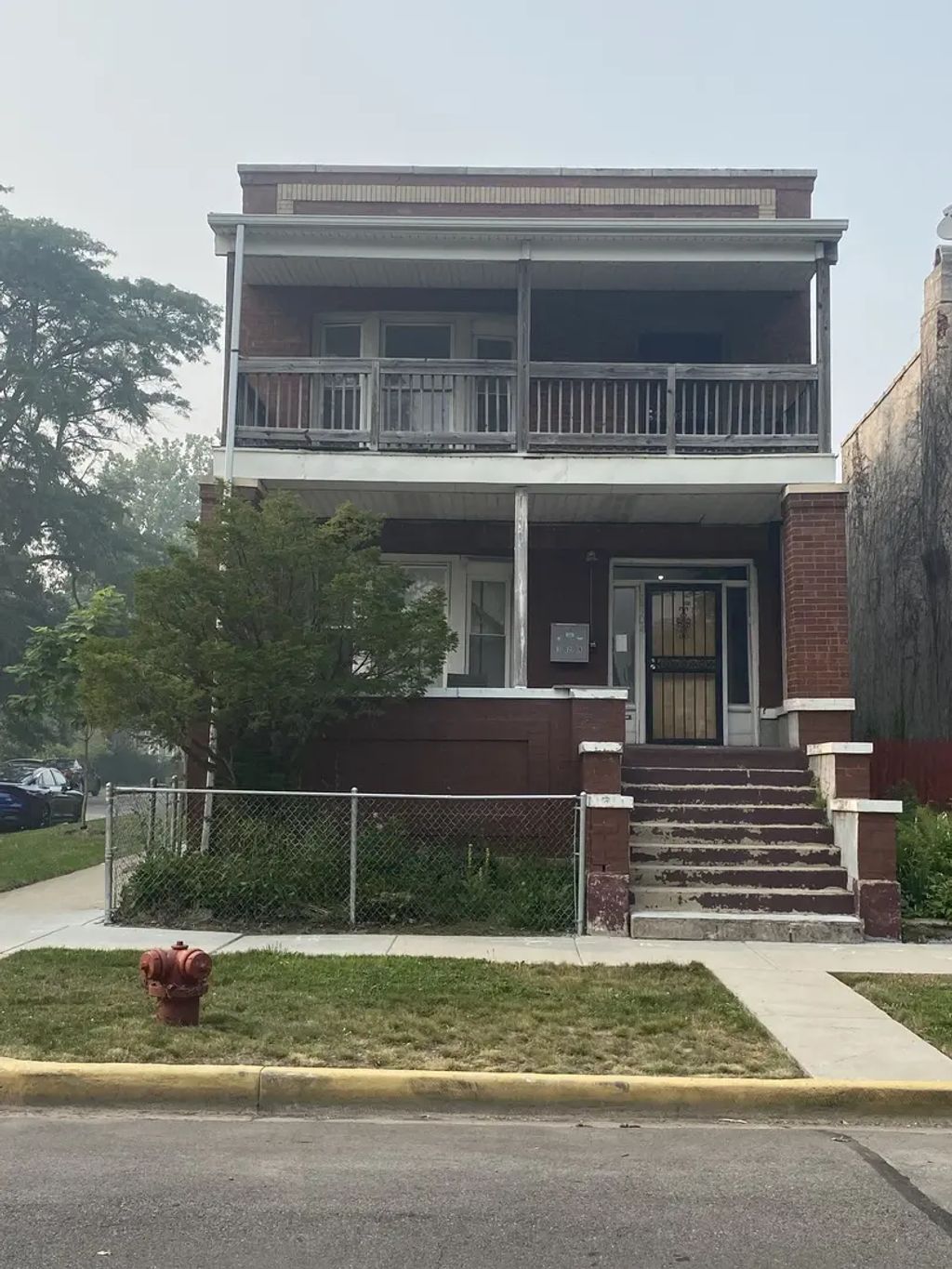 2704 E 77th Street 2, Chicago