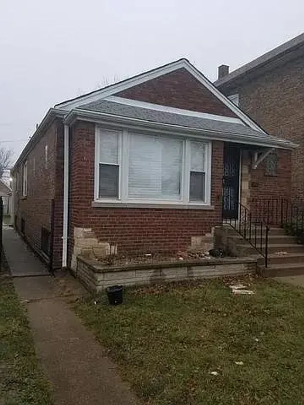 8128 S Coles Avenue, Chicago, 60617