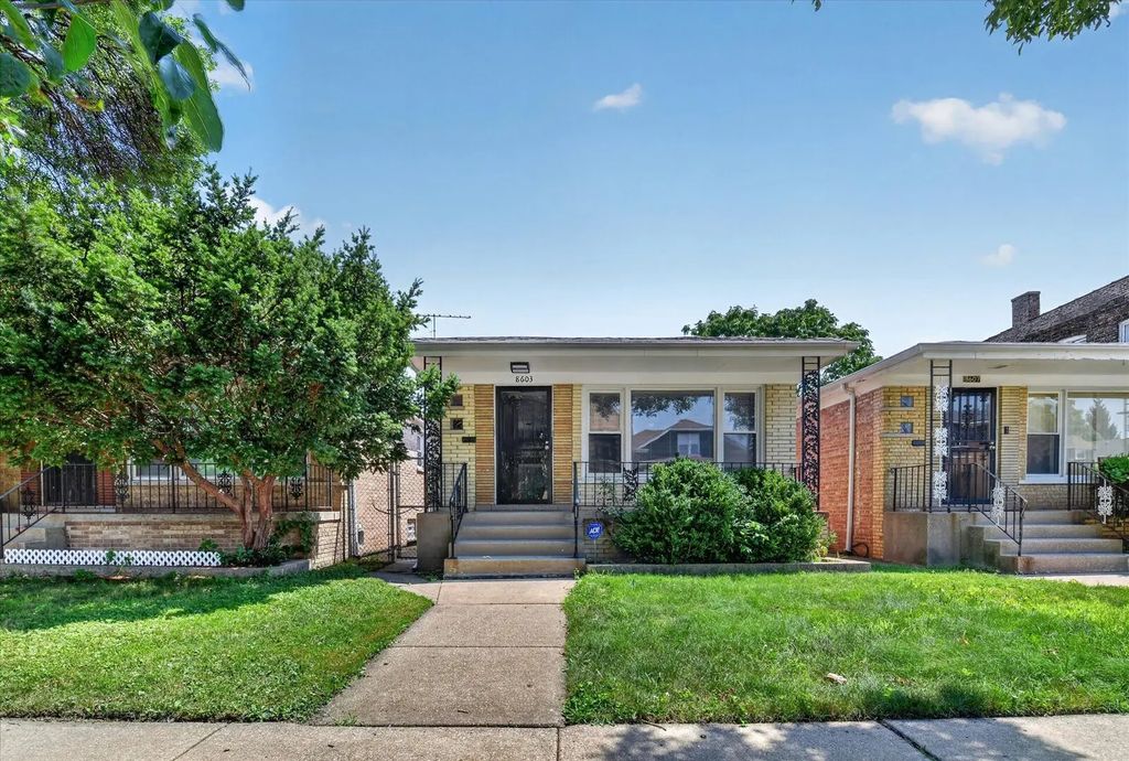8603 S Exchange Avenue, Chicago