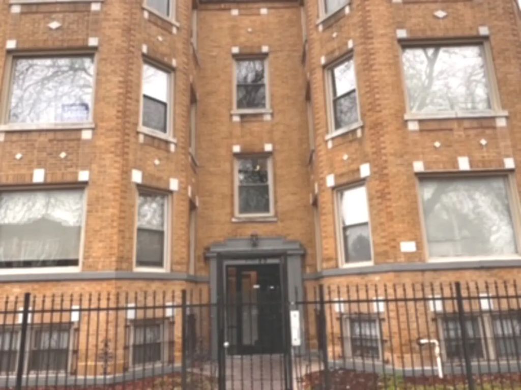 6945 S Dorchester Avenue 2s, Chicago, 60637