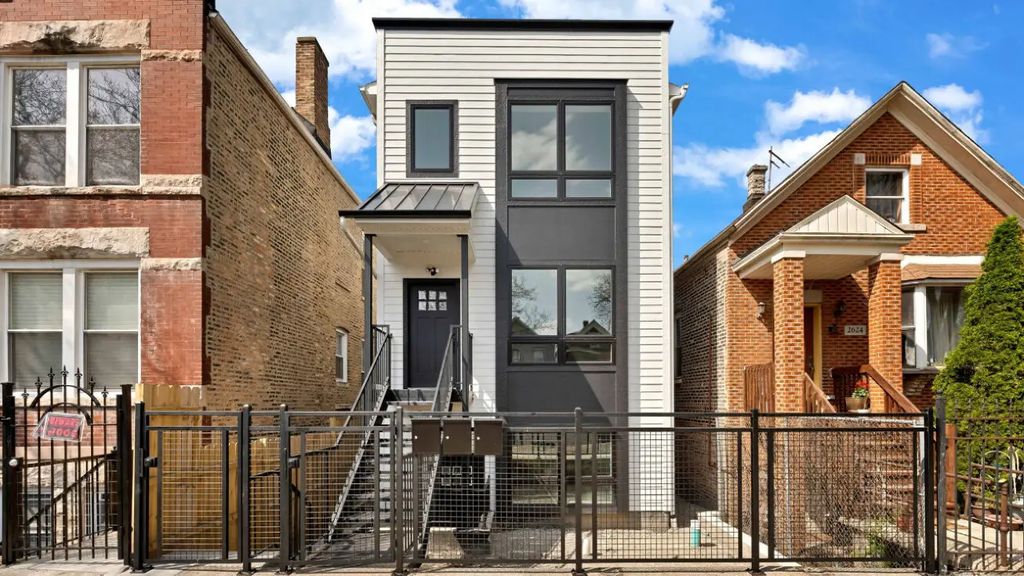 2626 W 21st Street 2, Chicago, 60608