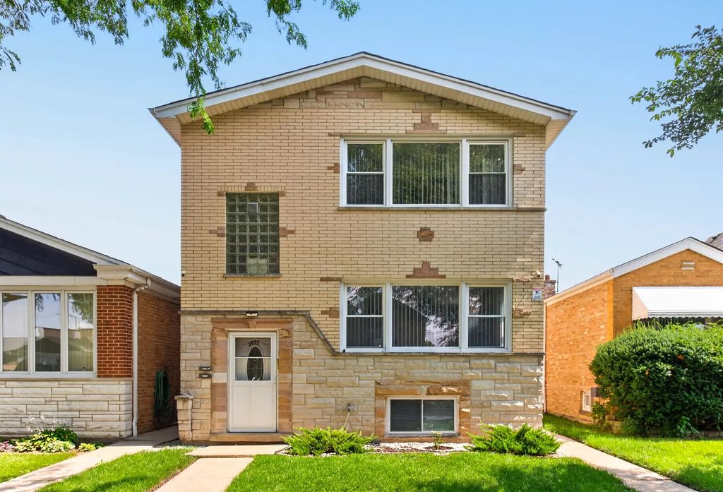 3953 N Oleander Avenue 1, Chicago, 60634