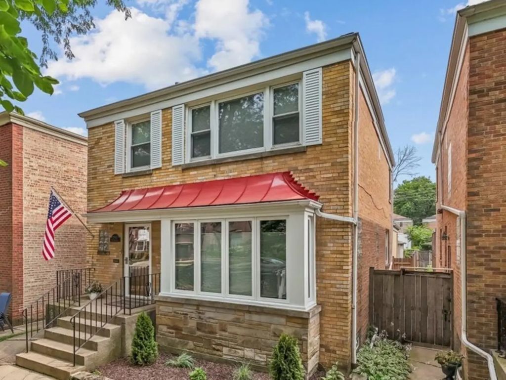 2921 W Birchwood Avenue, Chicago, 60645