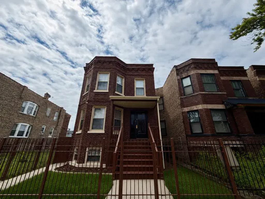 4741 W Van Buren Street 2, Chicago
