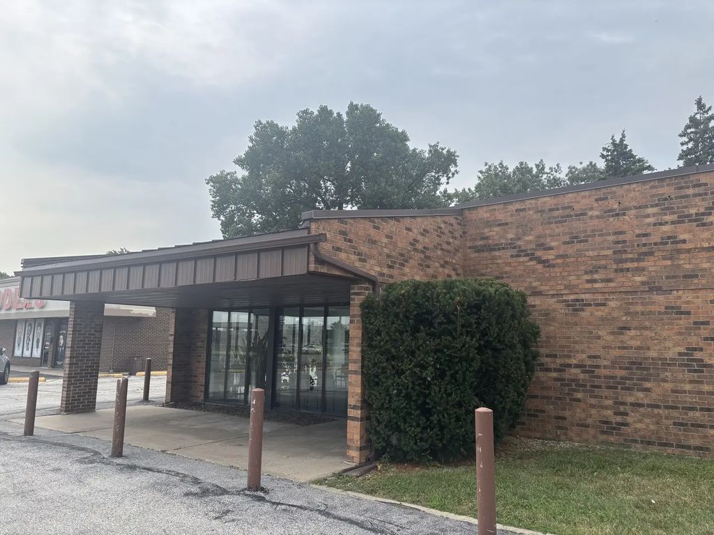 5059 W 111th Streets, Alsip