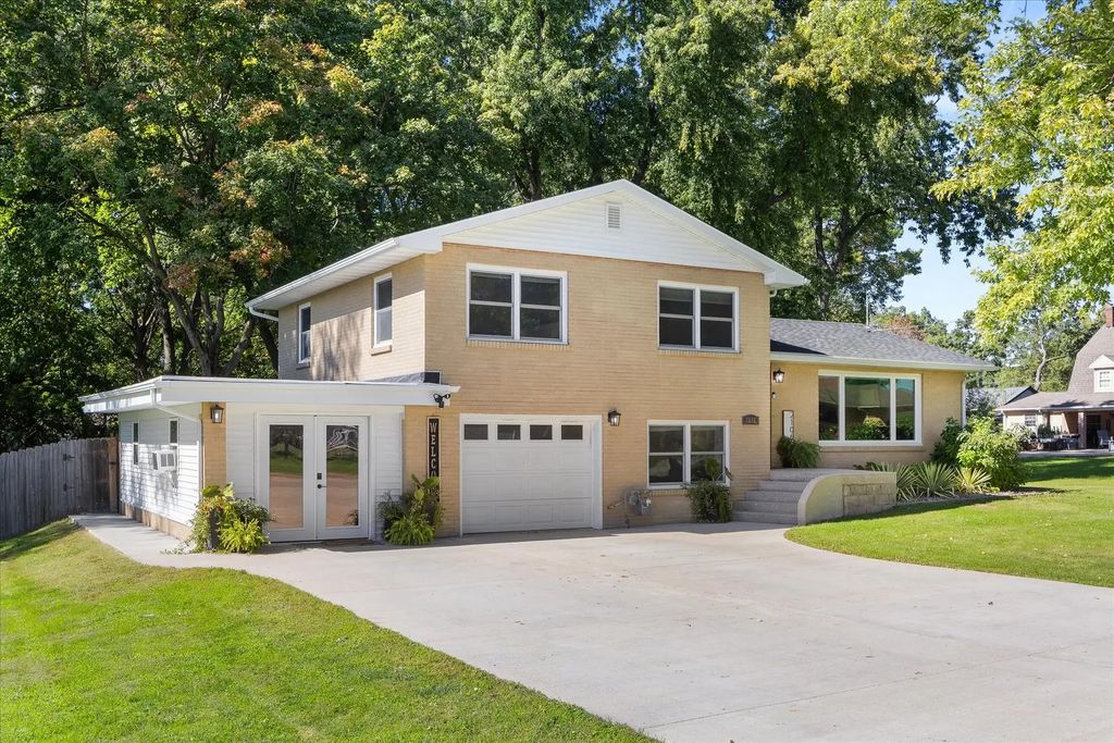 2106 Eastwood Avenue, Streator
