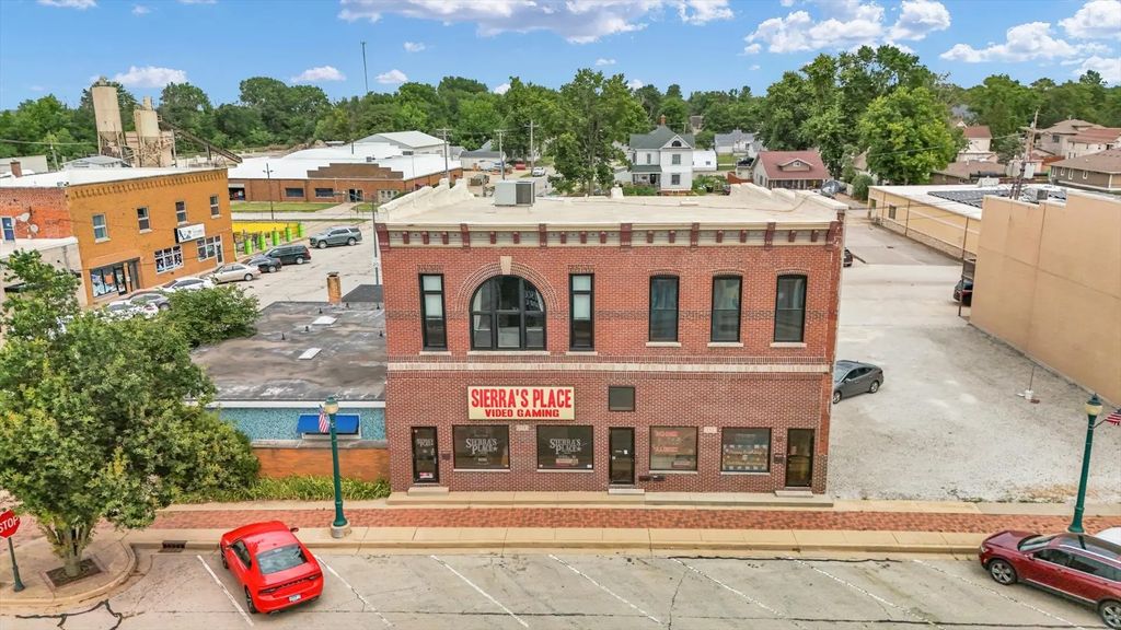 132 & 134 Sale Street, Tuscola