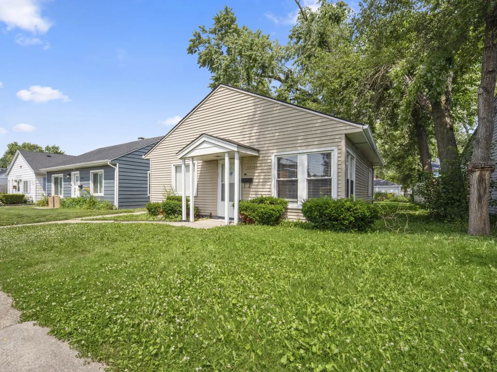 17127 Park Avenue, Lansing