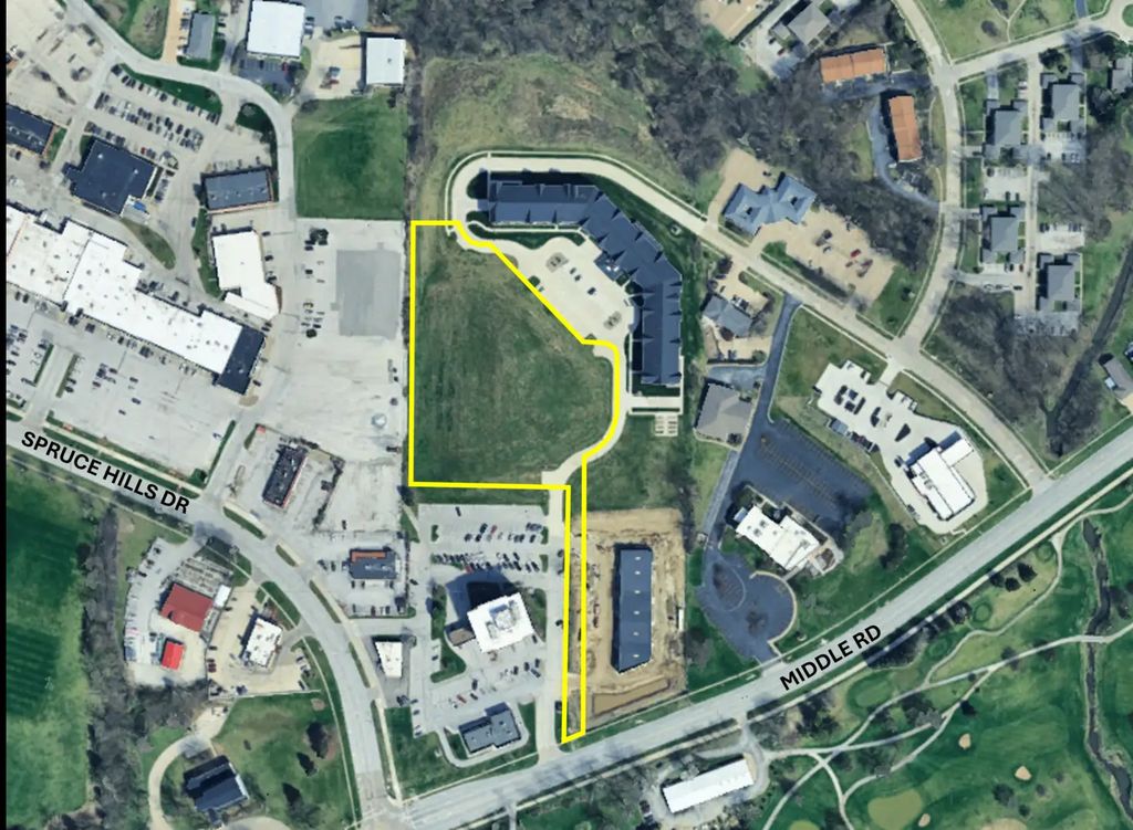 2564 Middle Road, Bettendorf