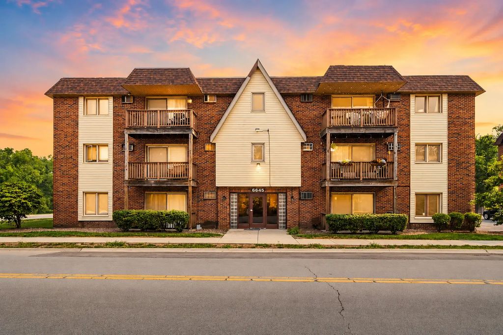 6645 172nd Street 1c, Tinley Park