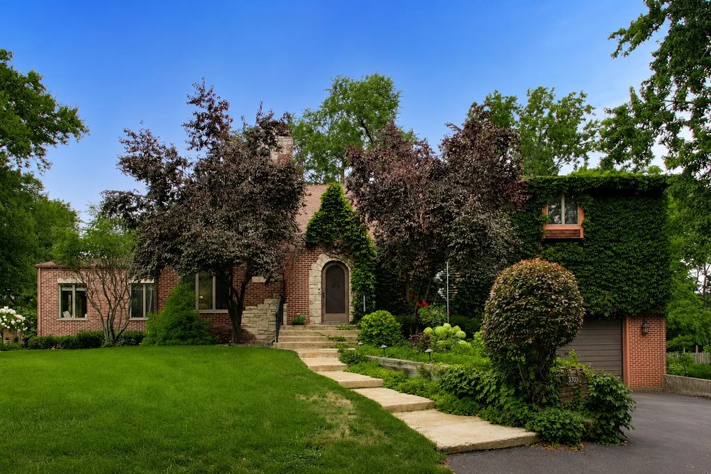 3708 Cooper Place, Crete