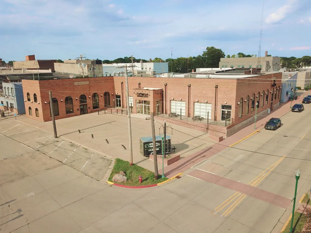 124 W Illinois Avenue, Morris