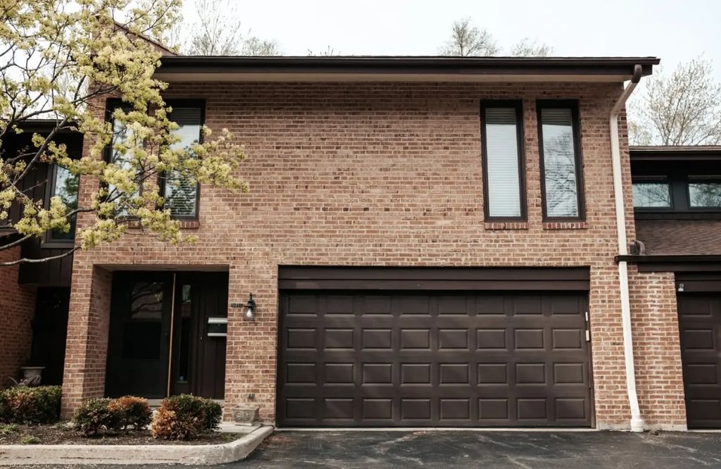 1828 Wildberry Drive C, Glenview
