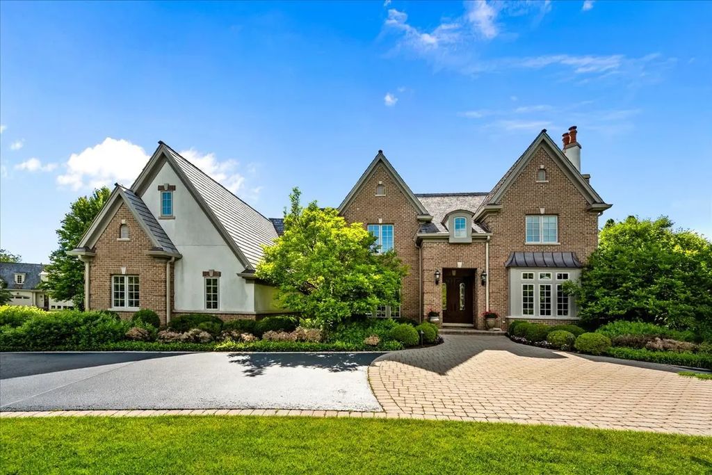 1690 Tallgrass Lane, Lake Forest, 60045