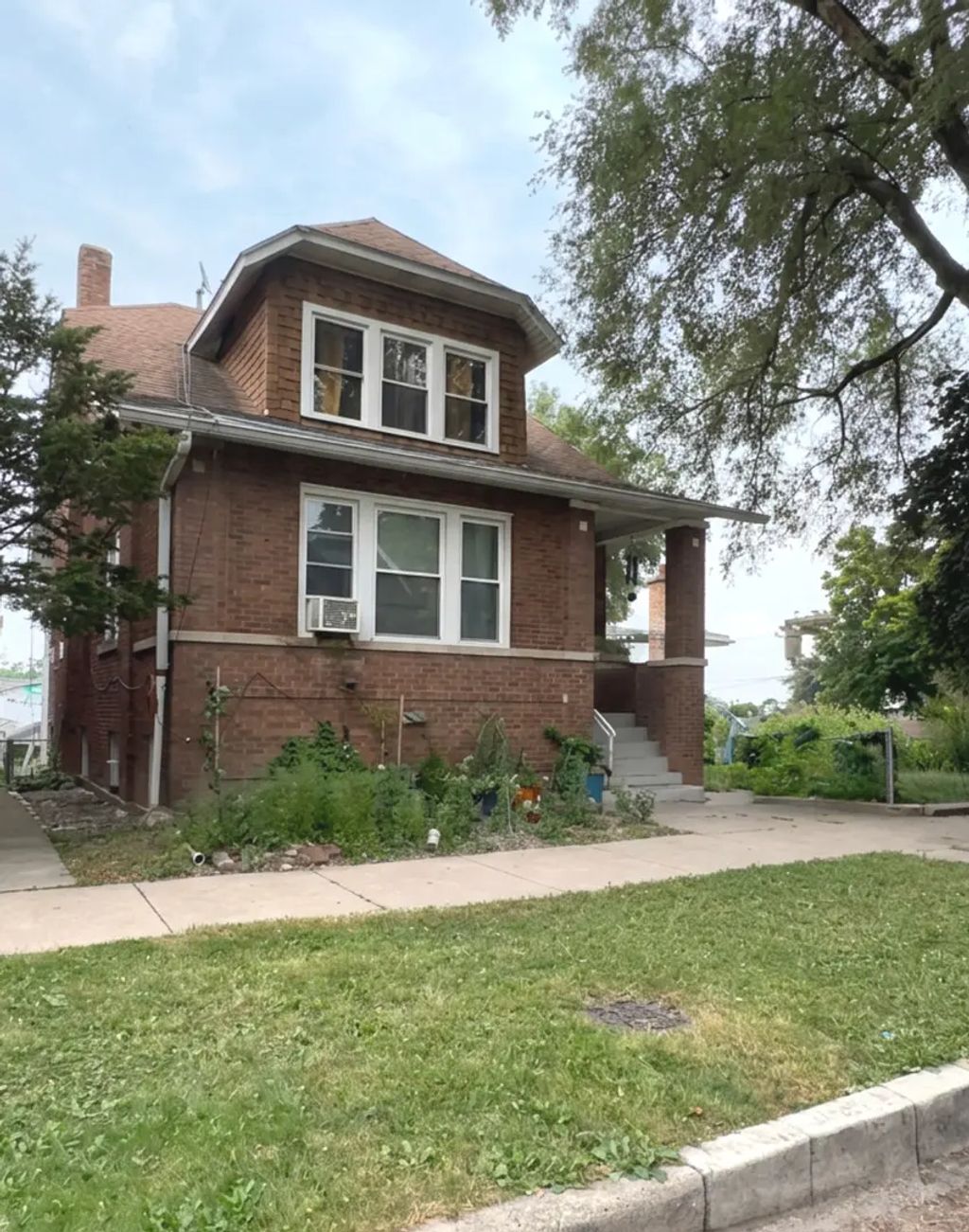 2341 N Merrimac Avenue, Chicago, 60639