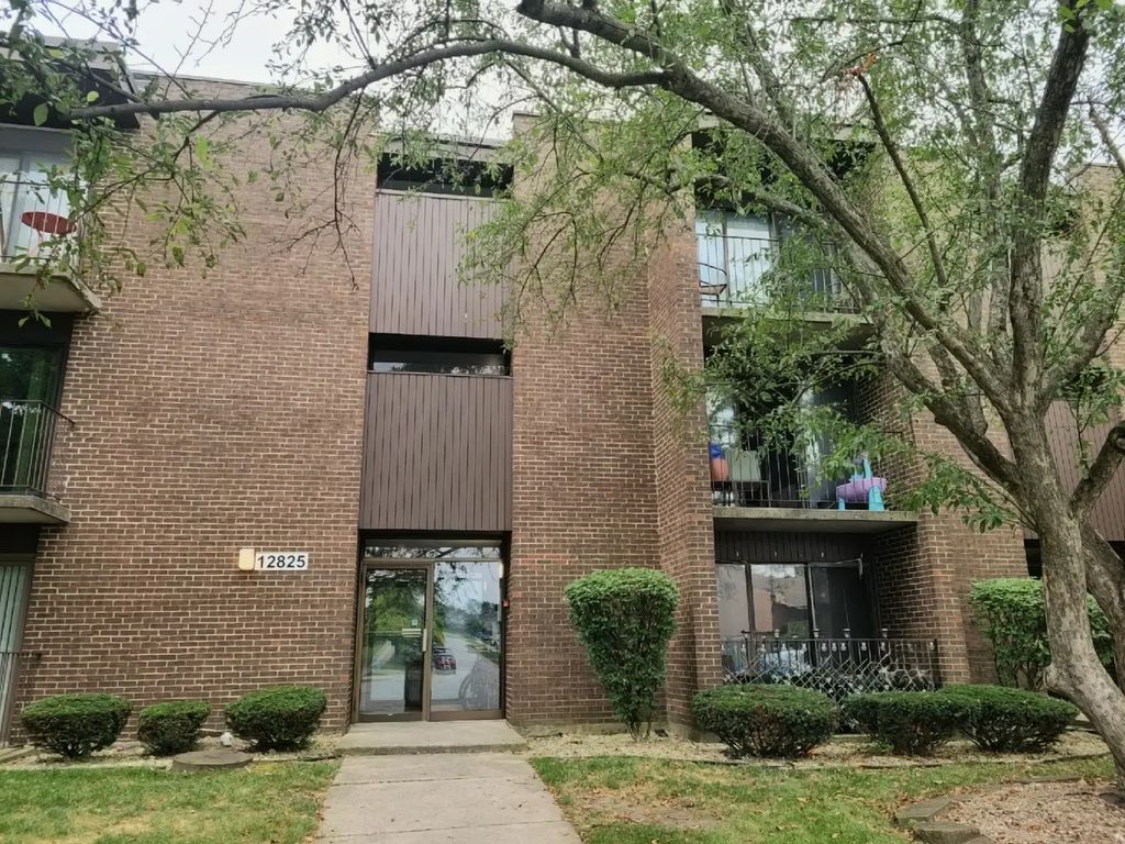 12825 S Kenneth Avenue D2, Alsip