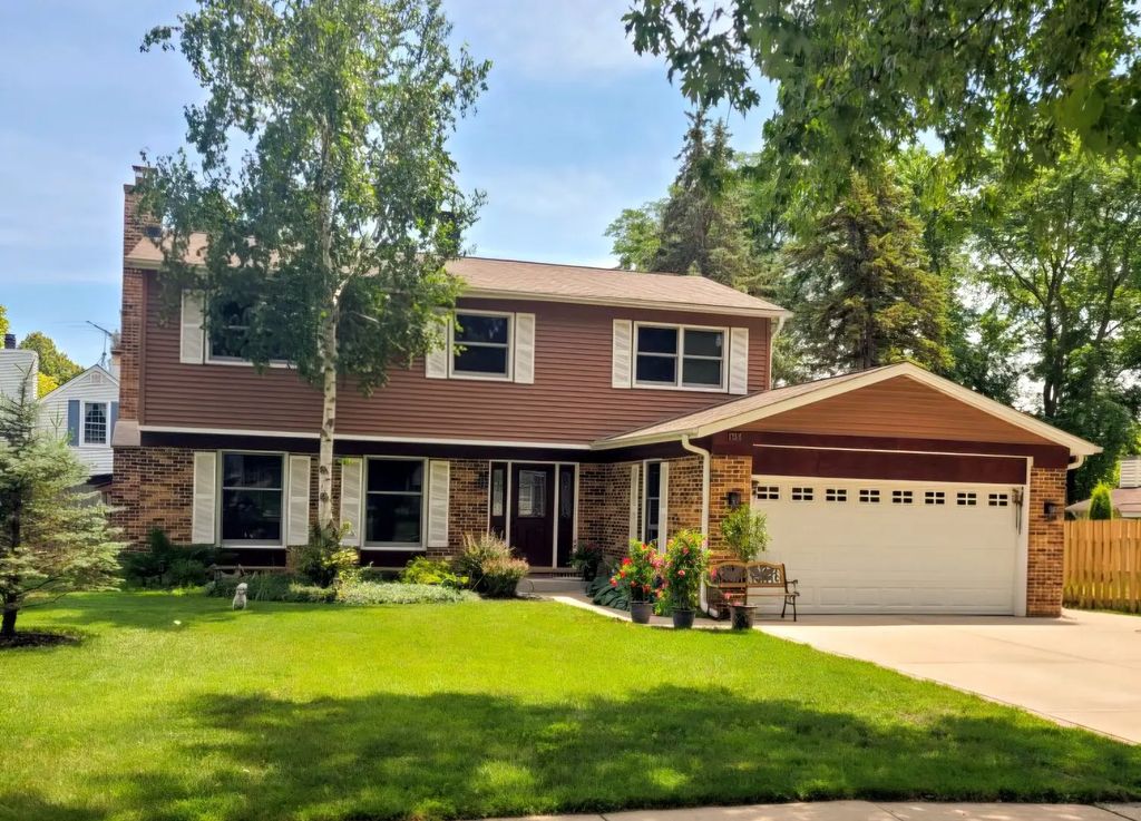 17515 W Winnebago Drive, Grayslake