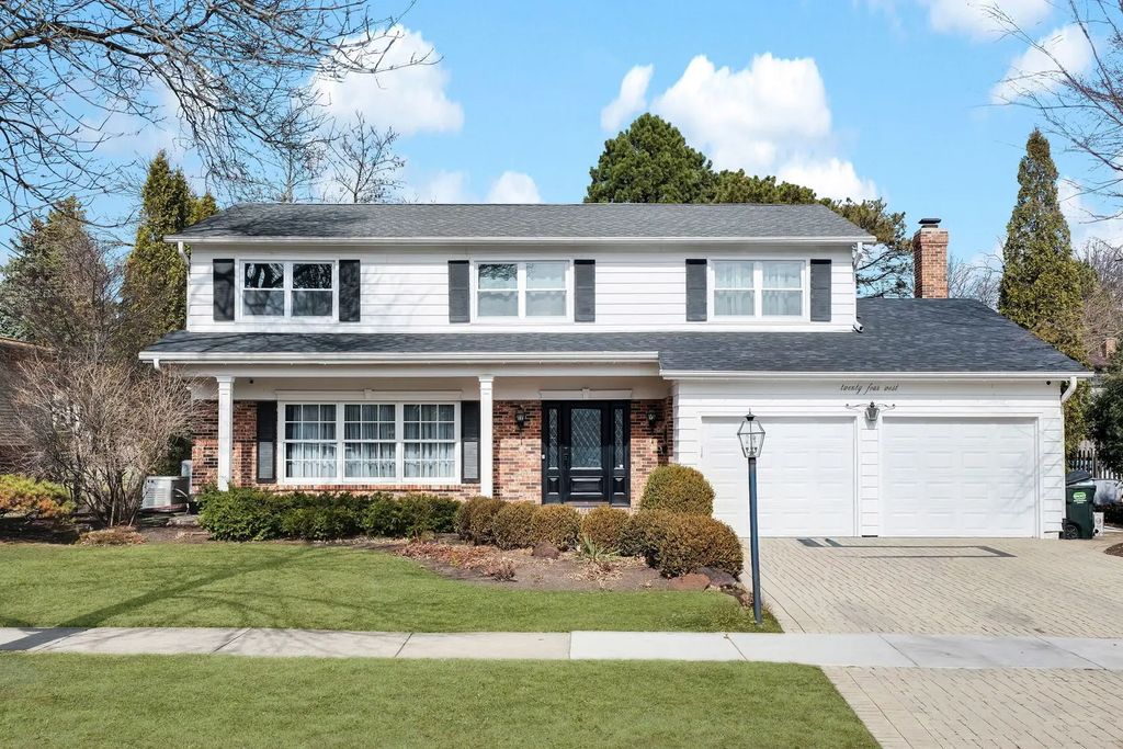 24 W Berkley Drive, Arlington Heights