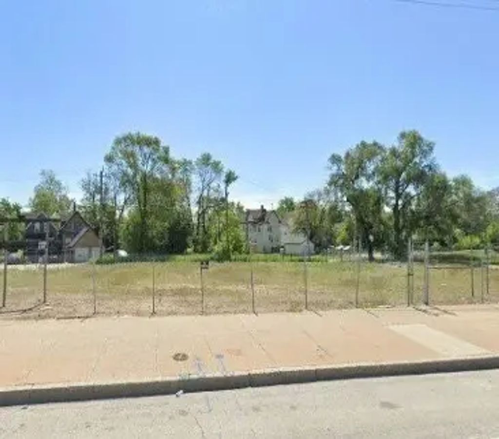 7233 S Vincennes Avenue, Chicago