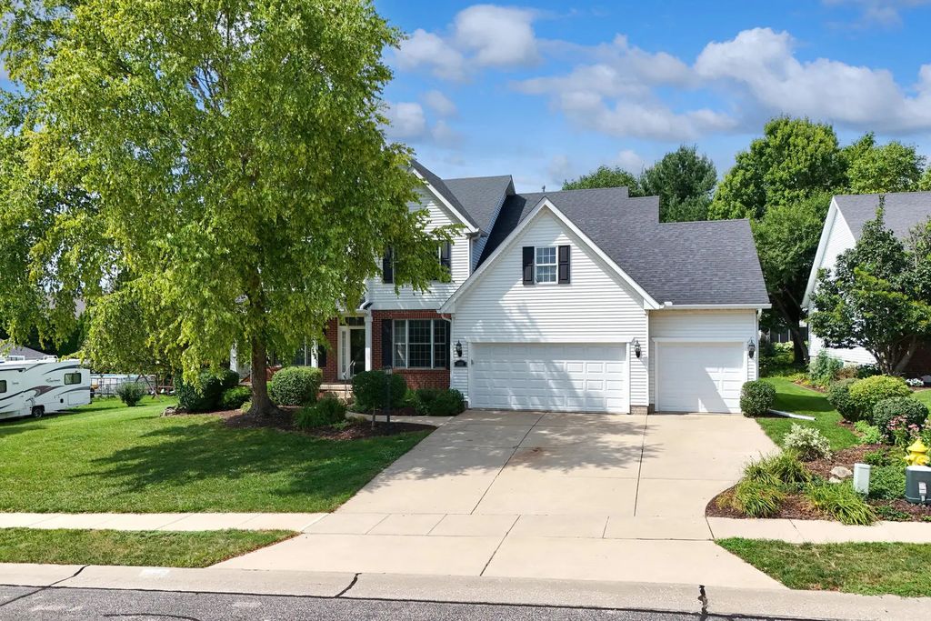 3410 St James Avenue, Bettendorf