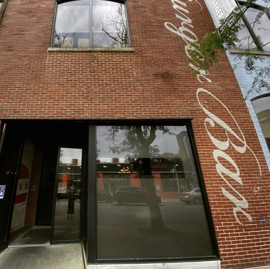 2954 N Sheffield Avenue, Chicago
