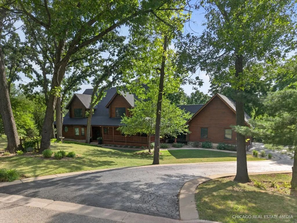 3903 Niblick Court, Prairie Grove