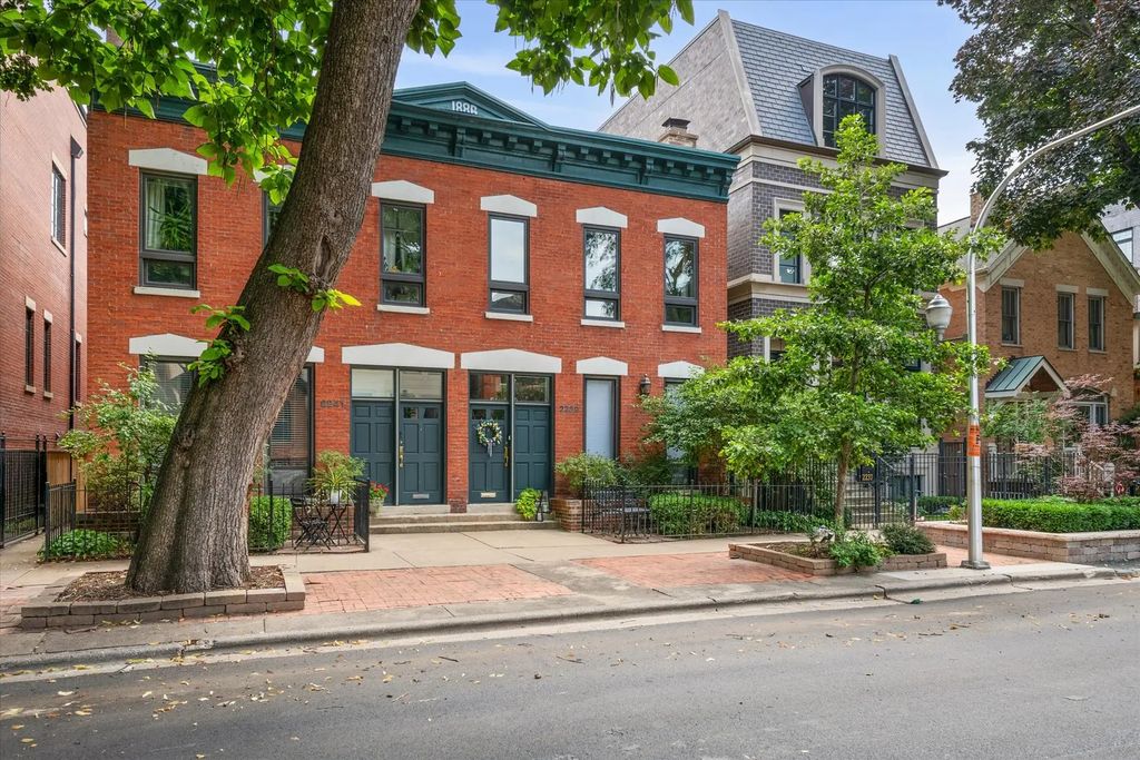 2239 N Magnolia Avenue 2, Chicago, 60614