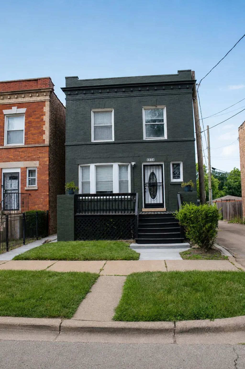 6934 S Eberhart Avenue, Chicago