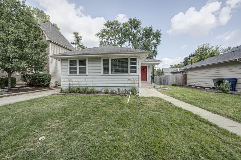 1132 N Main Street, Naperville