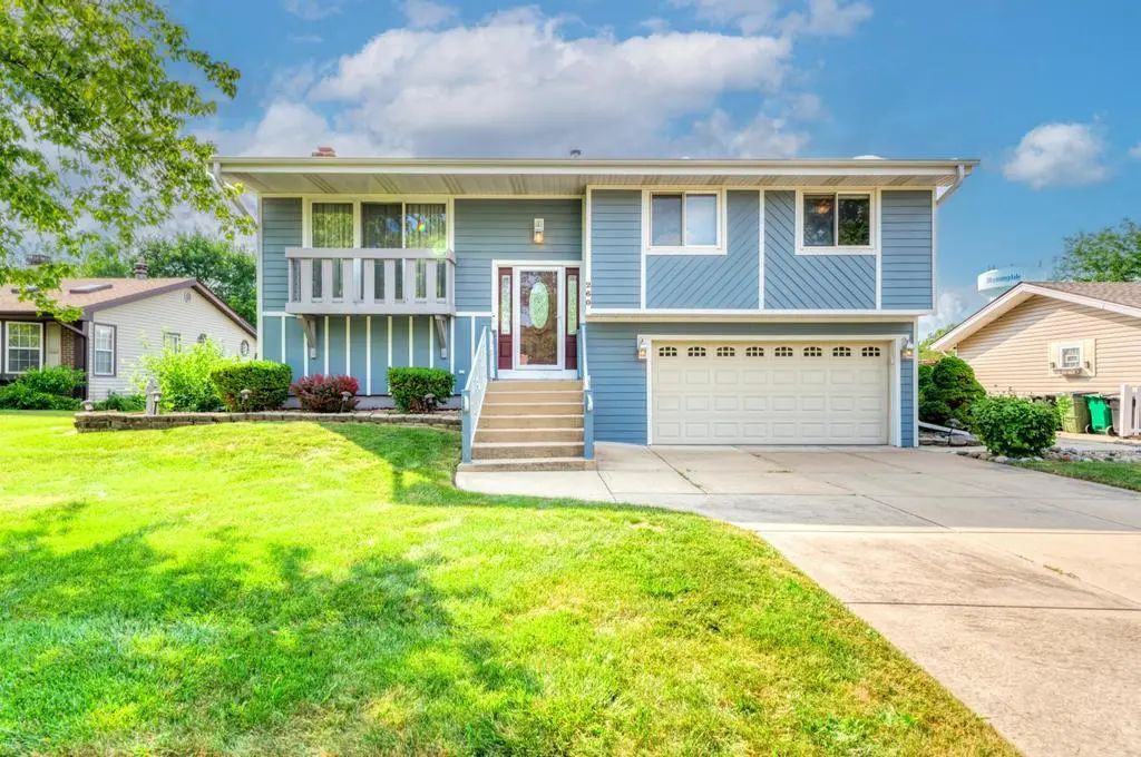 260 Cunningham Lane, Bloomingdale