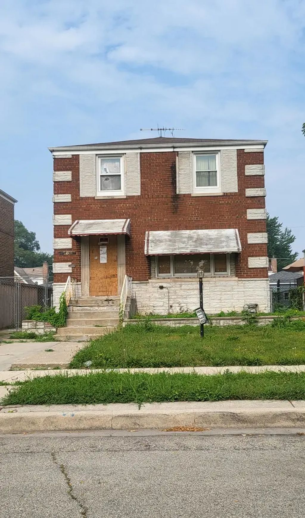 8130 S Wentworth Avenue, Chicago, 60620