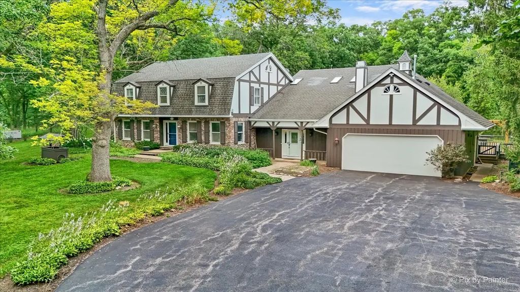 13118 Il Route 176 Highway, Woodstock