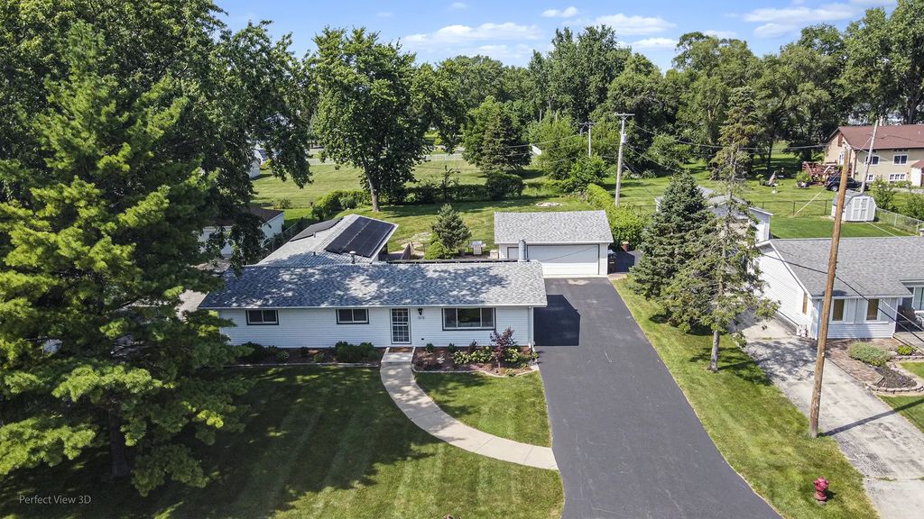 313 W Woodlawn Road, New Lenox