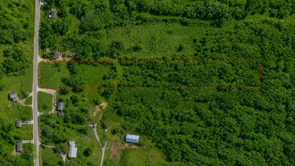4459 S 13000e Road, Pembroke Township