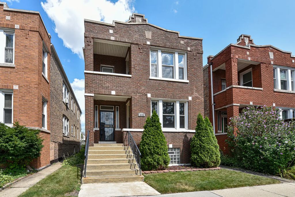 4225 S California Avenue, Chicago